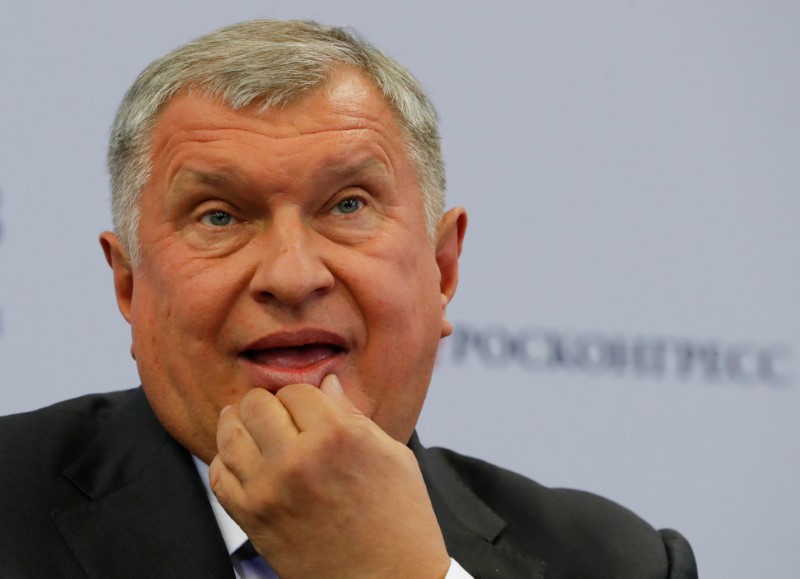 Exclusive: Russia's Sechin raises pressure on Putin to end OPEC deal