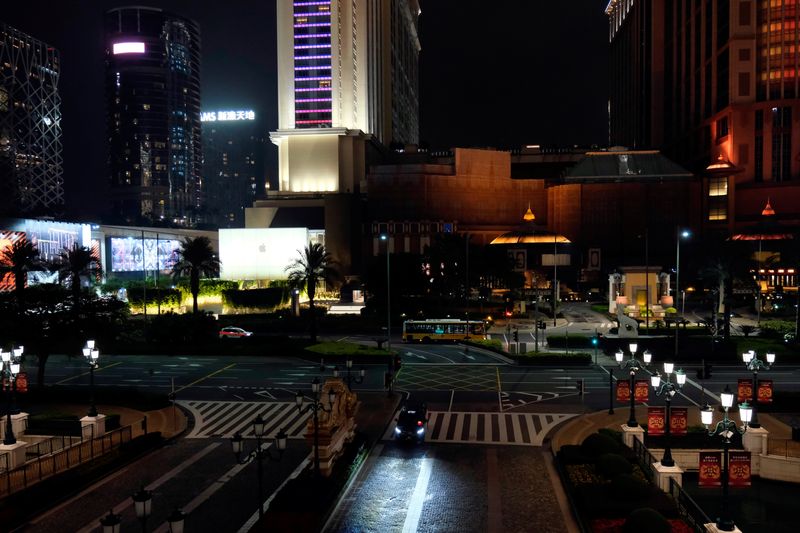 Macau government extends casino licences to December