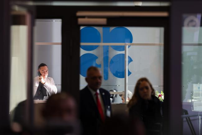 OPEC+ Tries to Keep Oil Above  With Large Production Cut