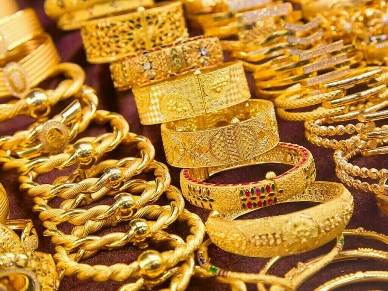 Gold prices increase Rs1,200 per tola in Pakistan