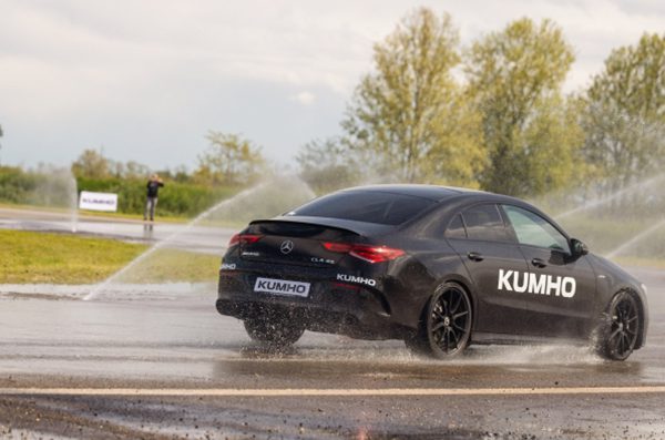Kumho Hosts Driving Experience Event in Milan