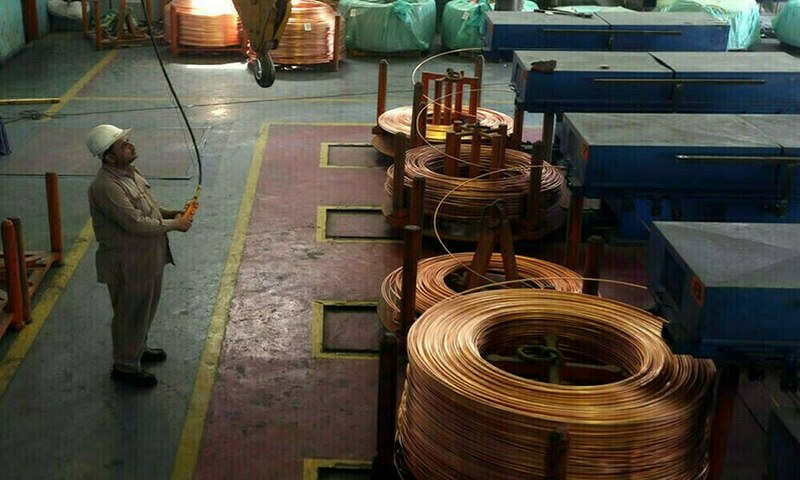 Shanghai copper falls on first trading session after holiday