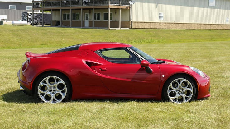 2015 Alfa Romeo 4C Coupe: Race Organizer Review