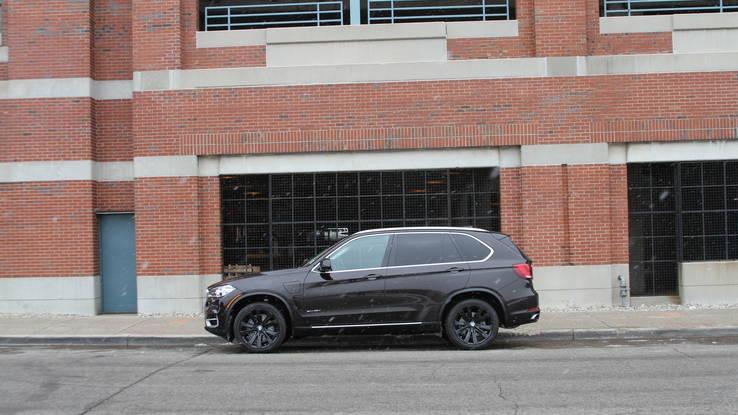 2016 BMW X5 xDrive 40e review: Building a better hybrid