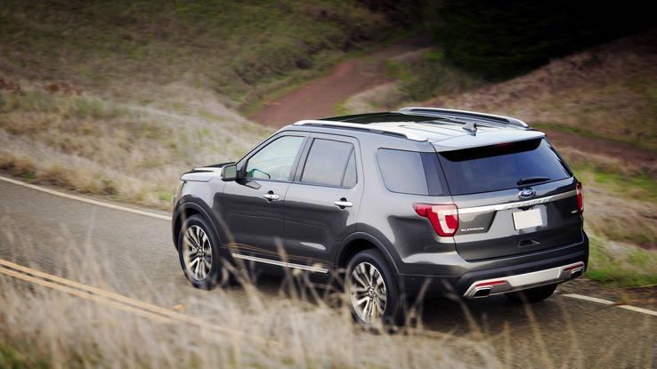 2016 Ford Explorer Platinum first drive: Kitchen sink crossover