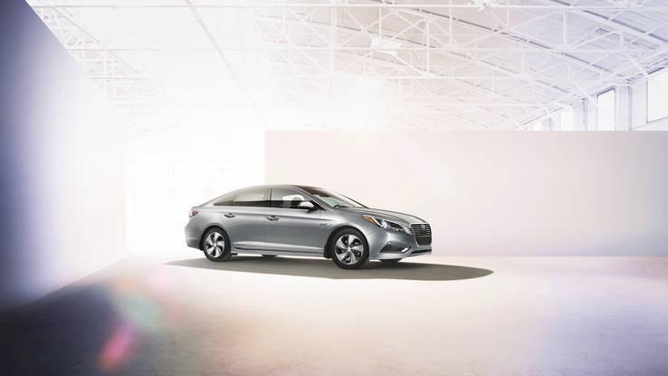 2016 Hyundai Sonata Hybrid review notes: Smooth operator