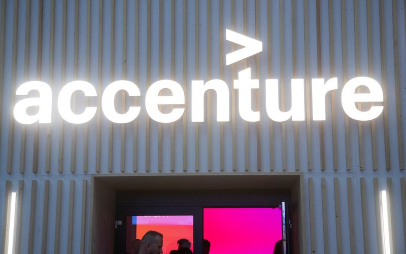 4 big analyst picks: Accenture scores upgrade at Piper Sandler