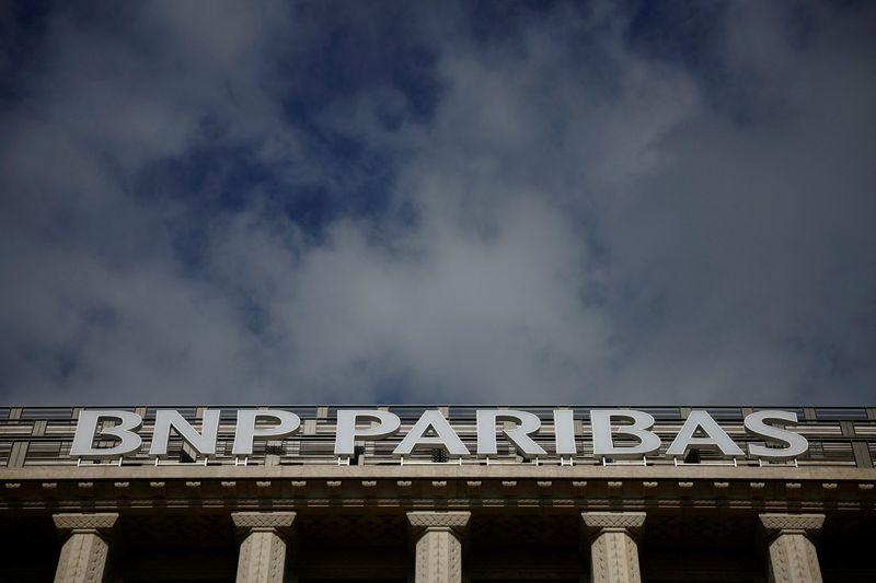 Analysis-European bank recovery stumbles as BNP Paribas and ING dim outlook