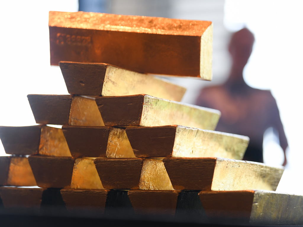 Asia Gold-Demand gets mild boost from lower prices