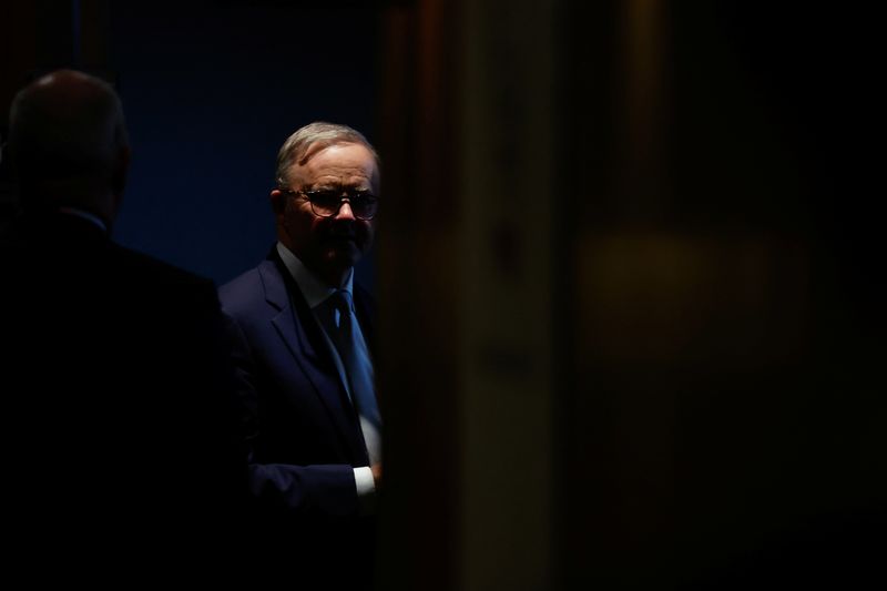 Australian PM backs G7 on 