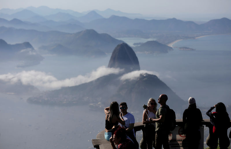 Brazil plans to drop visas for Americans to boost tourism: minister