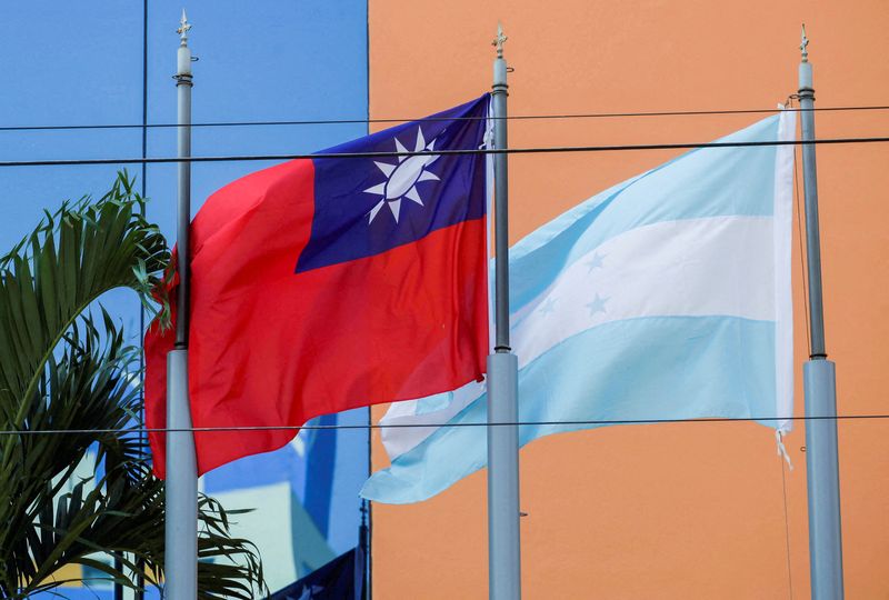 China opens ties with Honduras, Taiwan decries monetary demands