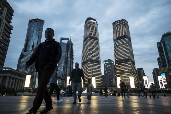 China Steps Up Crackdown, Imposes More Fines on Financial Firms