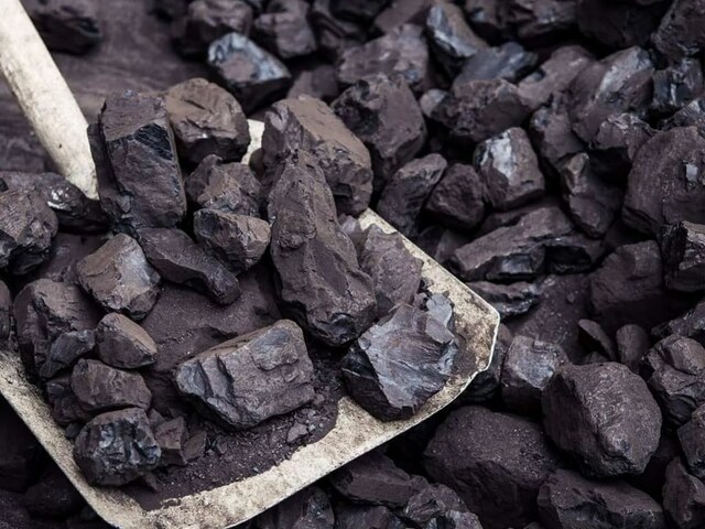 China’s coal output rises