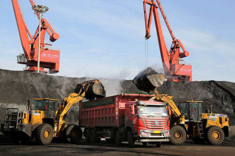 Chinese traders cut Australian coal imports over customs delays: sources