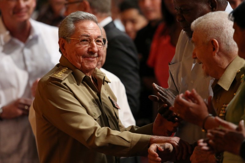 Cuba’s Castro and Russian oil executive meet in Havana