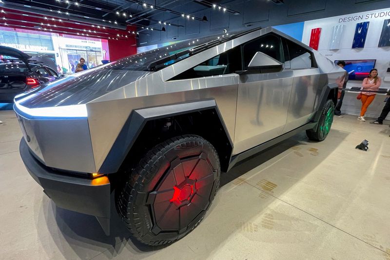 Cybertruck designer says Tesla stainless steel pickup is no experiment