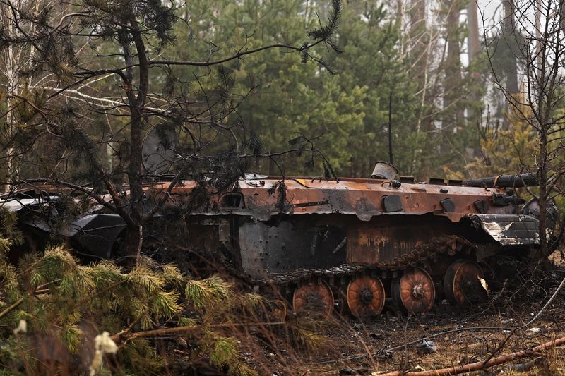 Descent into Hell: Ukrainians reclaim shelled homes near Kyiv