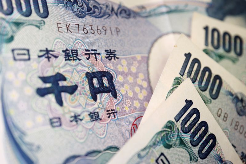 Foreigners pile into Japanese bonds amid rising bets of end to negative rates