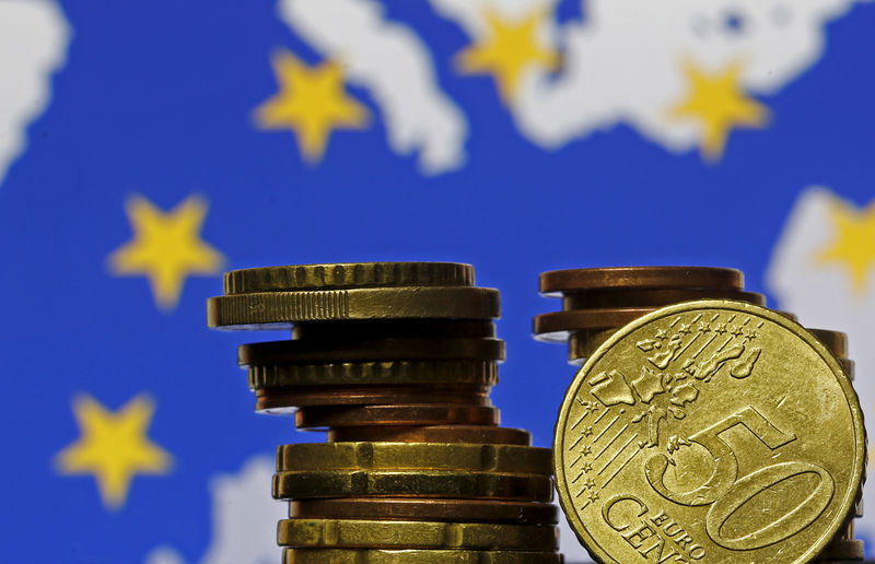 Euro zone lending growth holds steady at post-crisis high