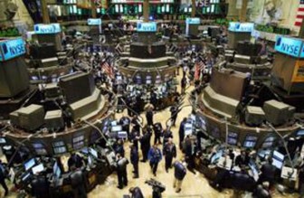 European stocks weaken on eve of US election