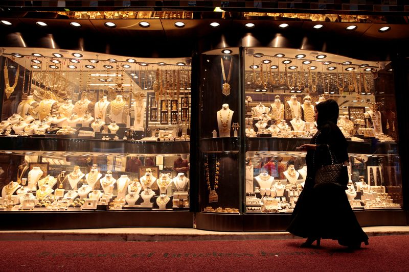 Exclusive-From Russia with gold: UAE cashes in as sanctions bite