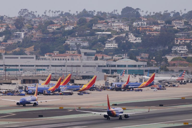 Factbox-Pilots, airlines seek to strike new contracts ahead of peak travel season