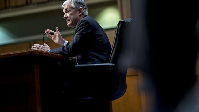 Fed Chair-Nominee Powell Sails Through Senate Panel Vote 22-1