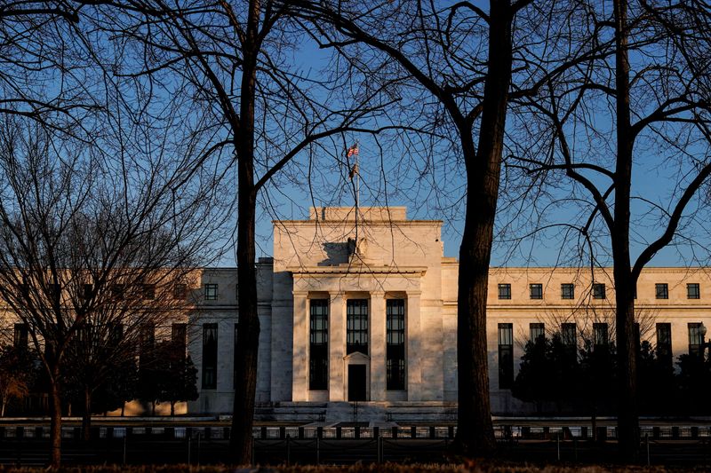 Fed hawks, doves, and centrists: How US central bankers