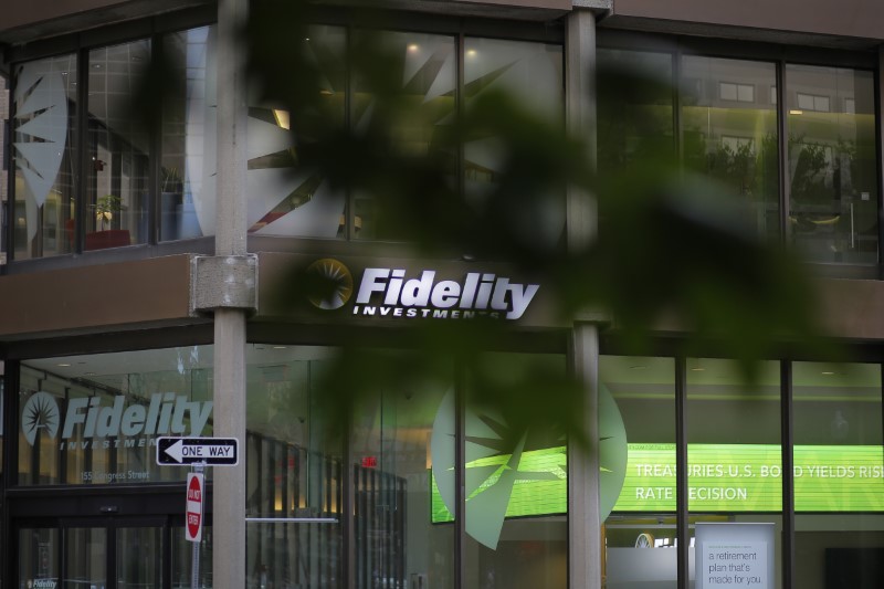 Fidelity fixes website glitch after 