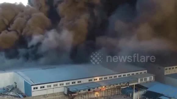 Fire breaks out at Qingdao rubber warehouse