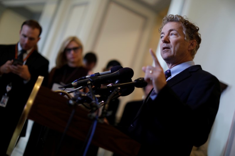 Fiscal hawk Paul delays Senate vote on budget deal