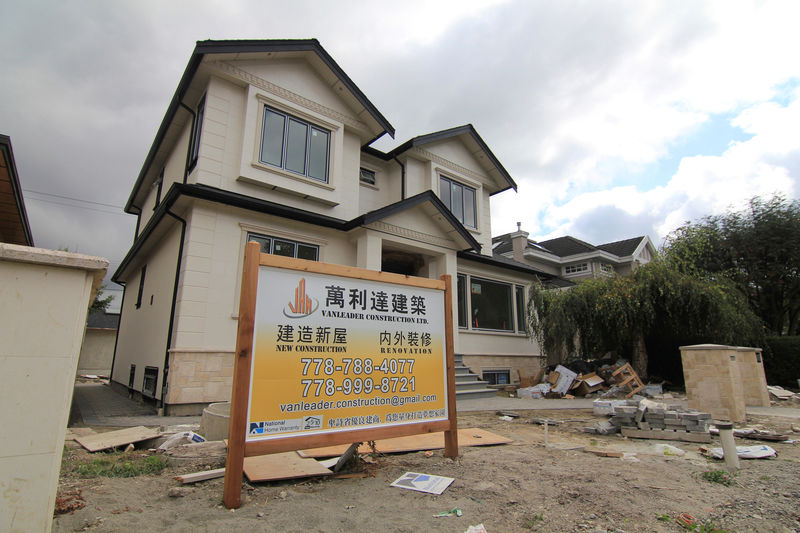 Foreign money driving top of housing market in Vancouver, Toronto