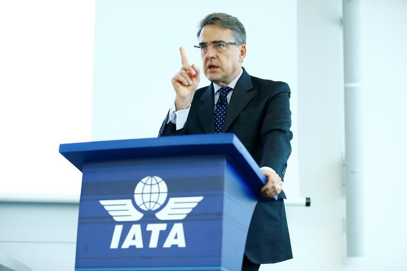 IATA CEO says airlines not yet complaining about oil price rise