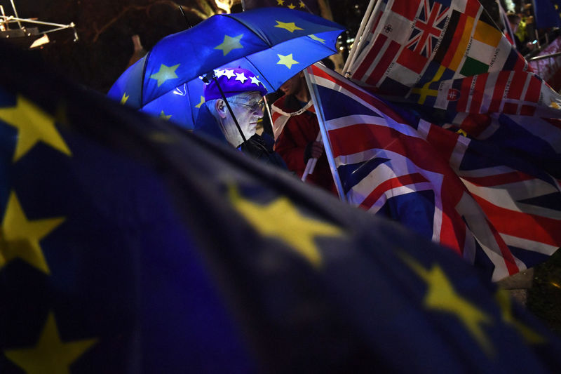 IMF: No-deal Brexit is biggest risk to Britain