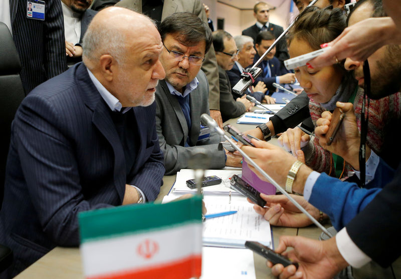 Iran criticizes Greece, Italy for not buying its oil despite U.S. waivers