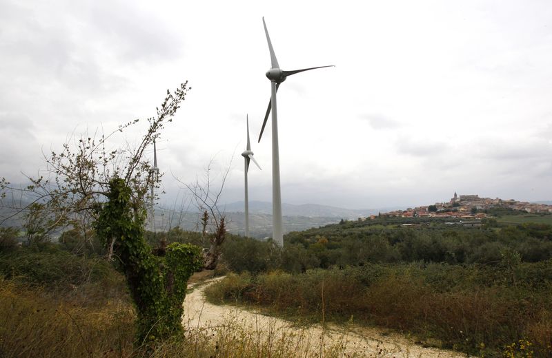 Italy aims to turn up renewable power to two thirds of total by 2030