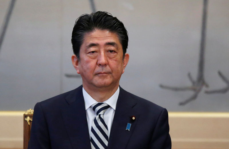 Japan budget outline seeks to combine monetary and pro-growth fiscal policies