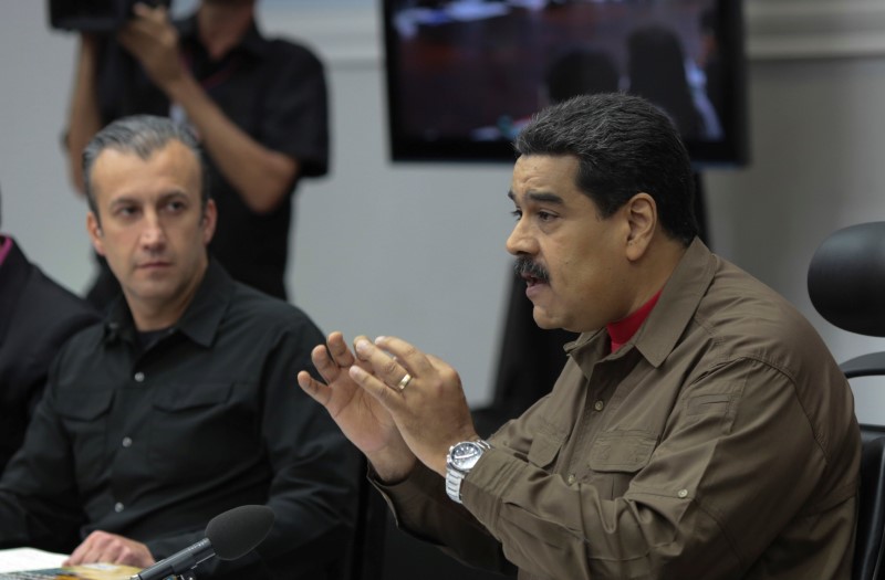 Maduro says Venezuela will issue .9 billion in oil-backed cryptocurrency