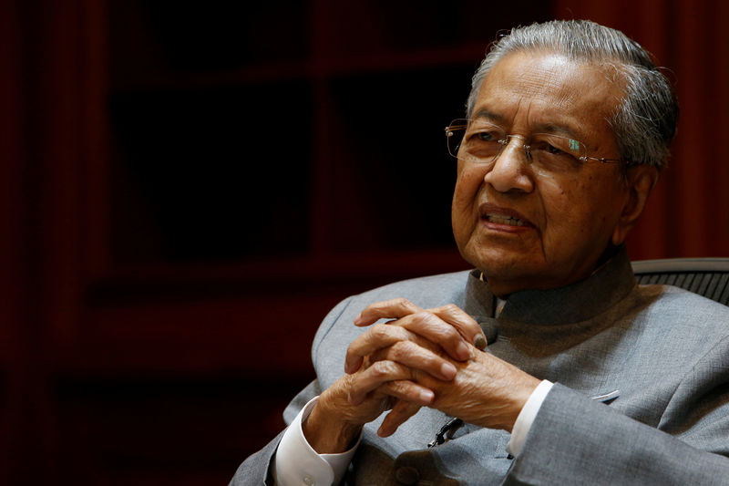 Malaysia mulls curbs on foreign car imports, says PM Mahathir