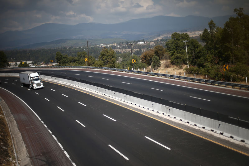 Mexican truckers travel in fear as highway robberies bleed economy