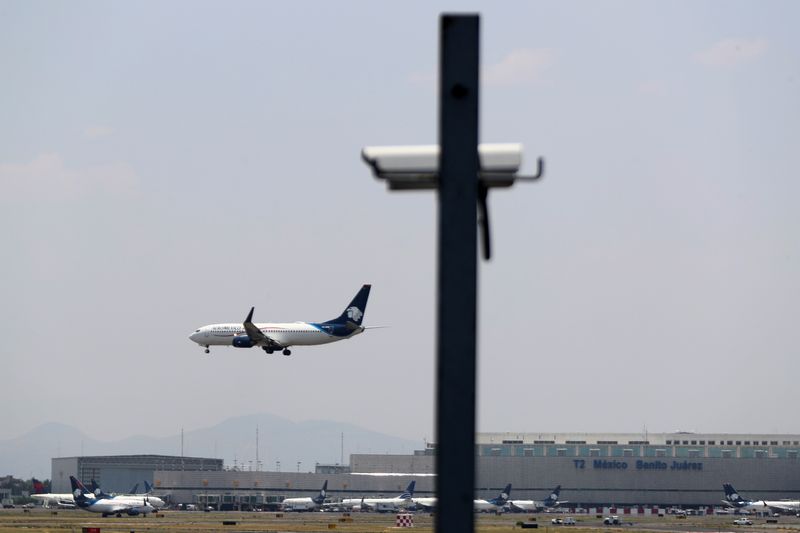 Mexico, U.S. to hold videoconference in early Jan. on Mexico aviation rating