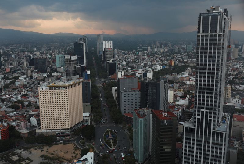 Fitch forecasts weakened economic outlook for Latin America in 2024