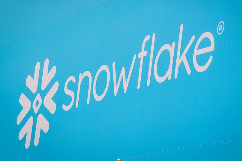 Midday movers: Snowflake, Salesforce, and more