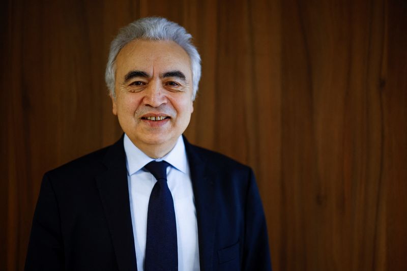 Oil markets are well-supplied, IEA chief says