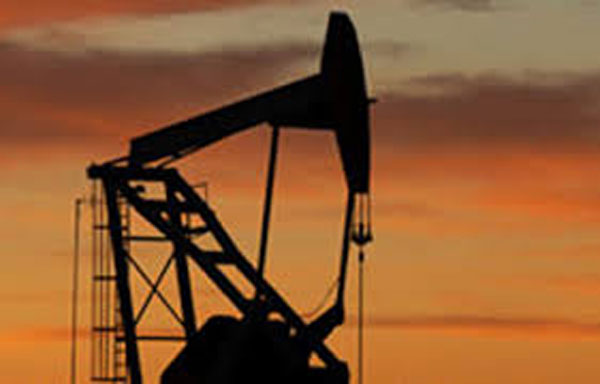 Oil prices buckle under renewed concern about oversupply