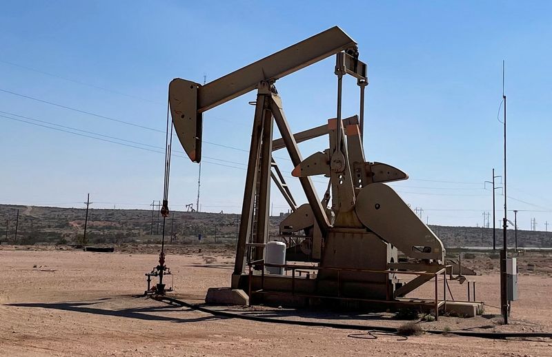 Oil prices fall on China demand worries