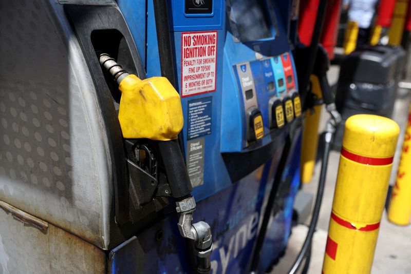 Oil prices fall on US debt uncertainty