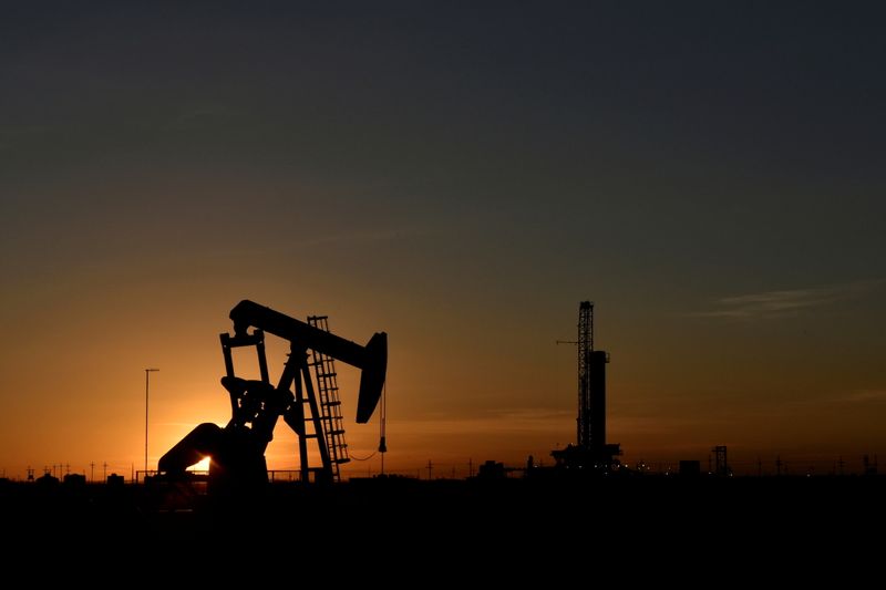 Oil prices post third weekly drop after volatile week