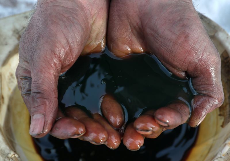 Oil prices set to end year 10% lower as demand concerns snap winning streak